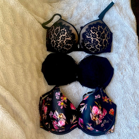 Victoria’s Secret Very Sexy Push-Up — Set of 3 Bras - Picture 1 of 9